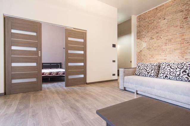 In Evropeiska Street, 25 Apartment